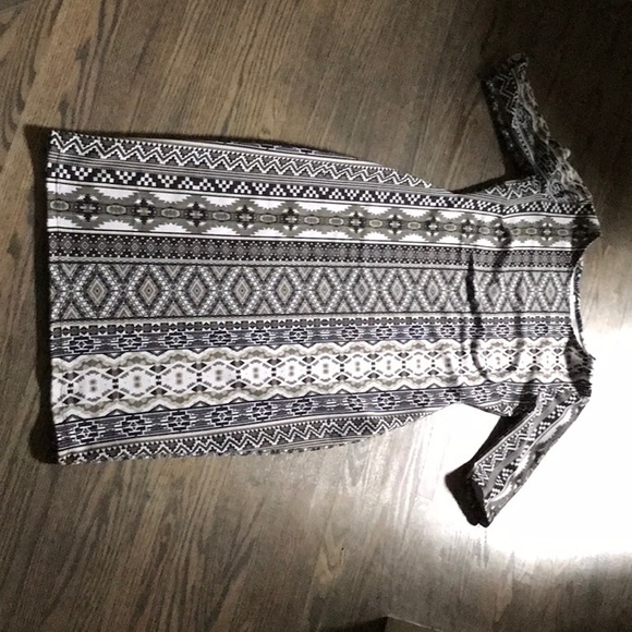 Casual dress - Picture 3 of 3